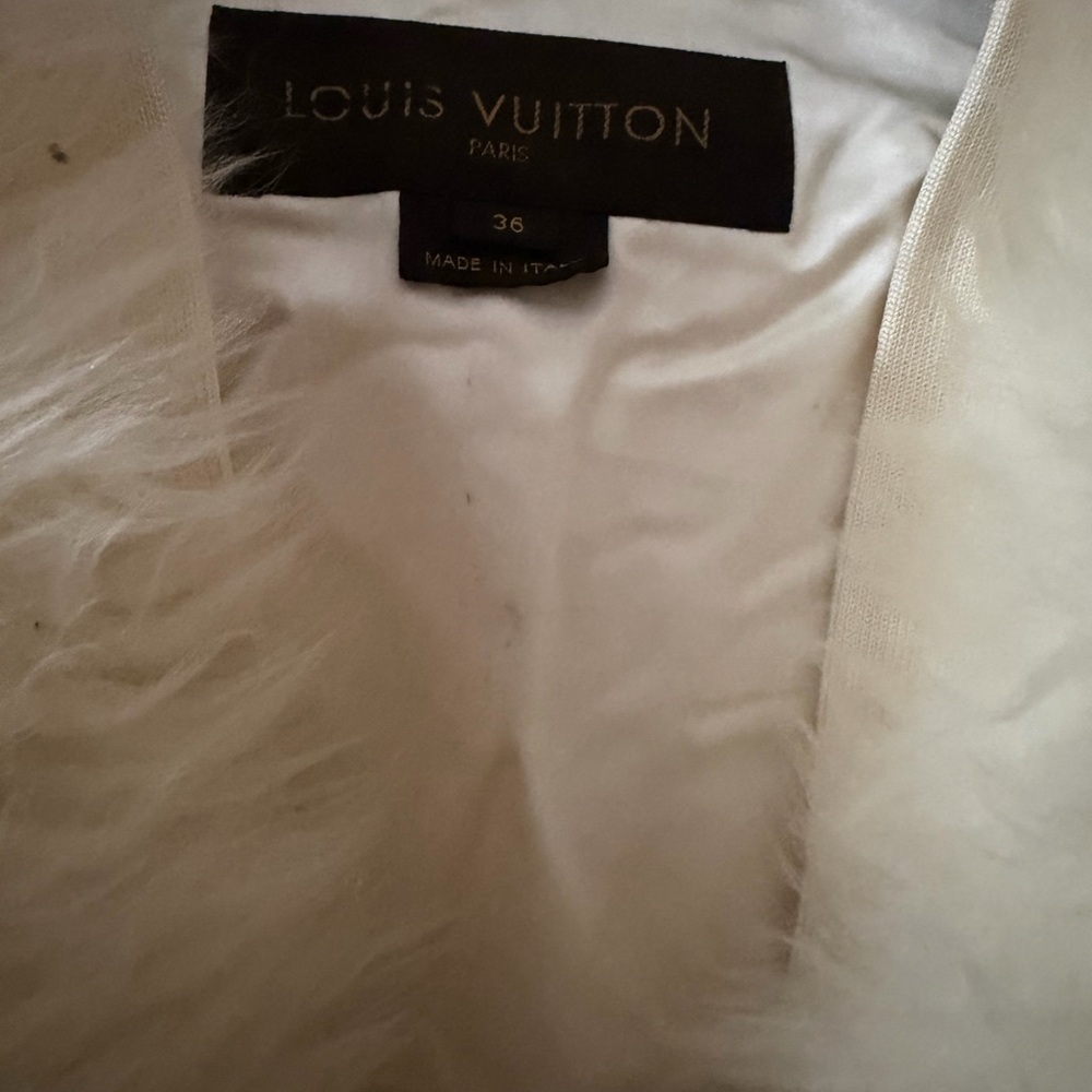 Authentic Louis Vuitton Runway Genuine Shearling Cream Coat size 36 - Picture 7 of 8